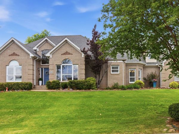 210 Buckland Circle, Little Rock, AR 72223