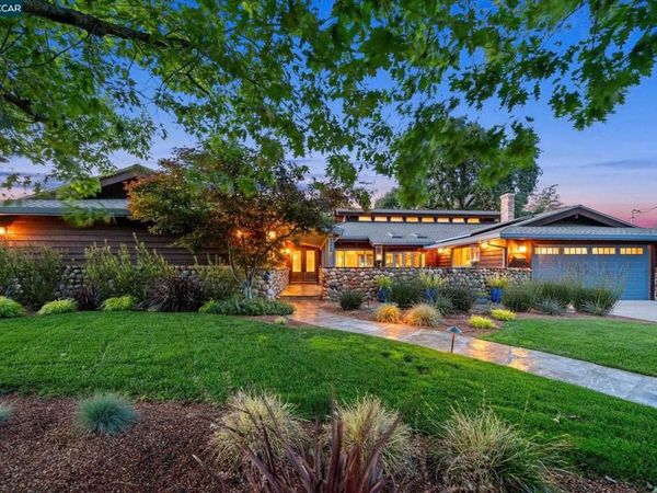 2216 Blackstone Dr, Walnut Creek, CA 94598