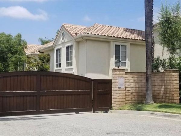 4201 Las Virgenes Road, Unit 206, Calabasas, CA 91302