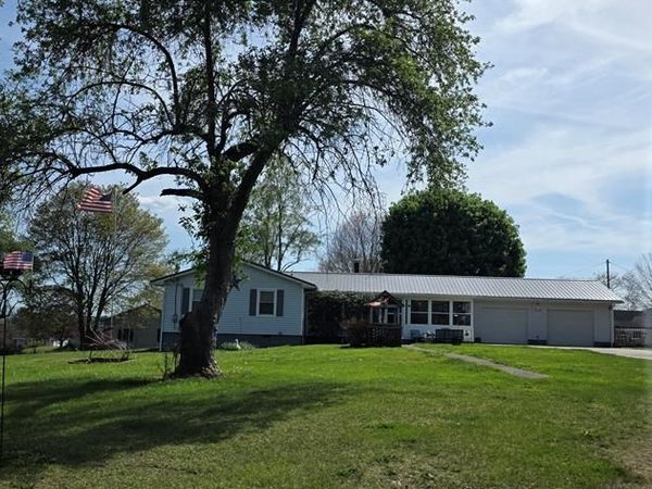 101 Allman Street, OAK HILL, WV 25901