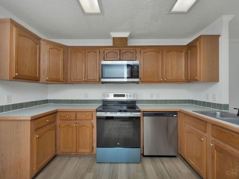 589 S Diamond, Middletown, OH 45044 Photo 10