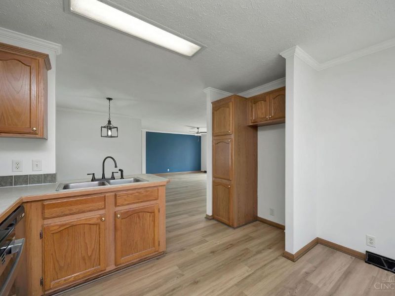 589 S Diamond, Middletown, OH 45044 Photo 11