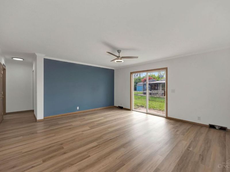 589 S Diamond, Middletown, OH 45044 Photo 3