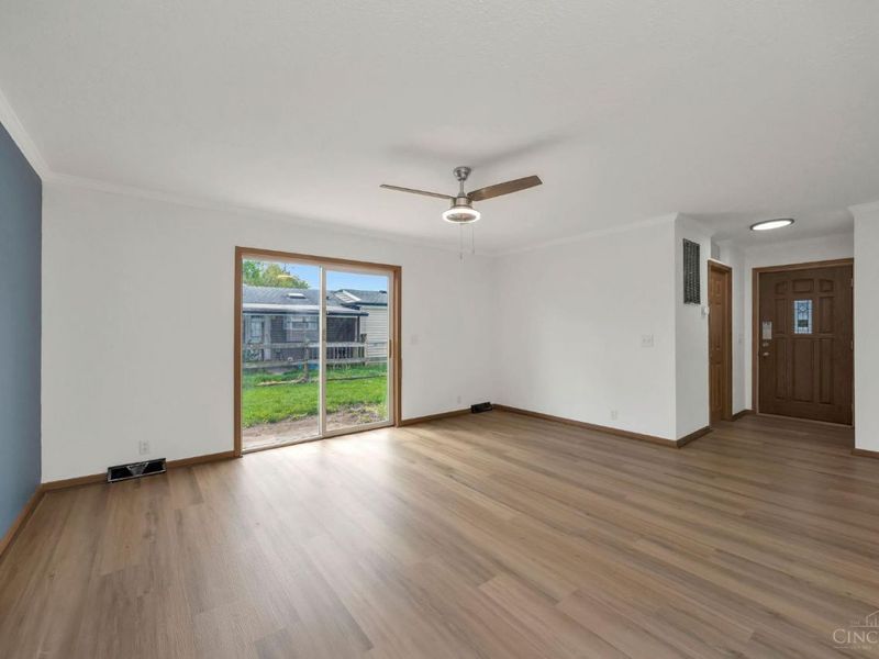 589 S Diamond, Middletown, OH 45044 Photo 4