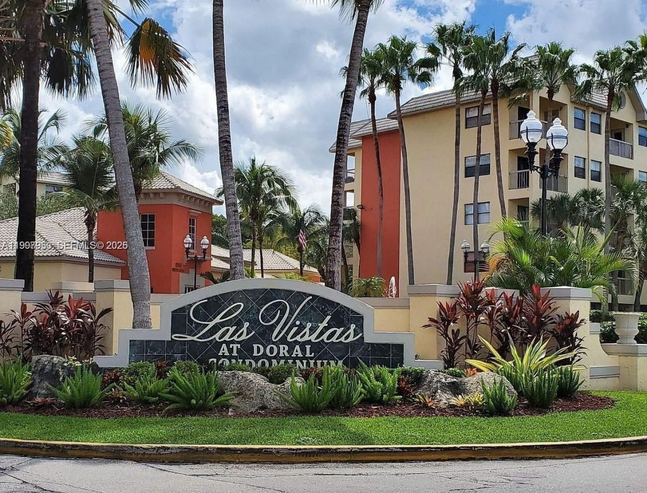 8120 Geneva Ct, Unit 148, Doral, FL 33166 Photo