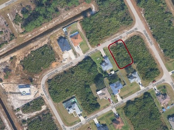 152 Paxton St , Lehigh Acres, FL 33974