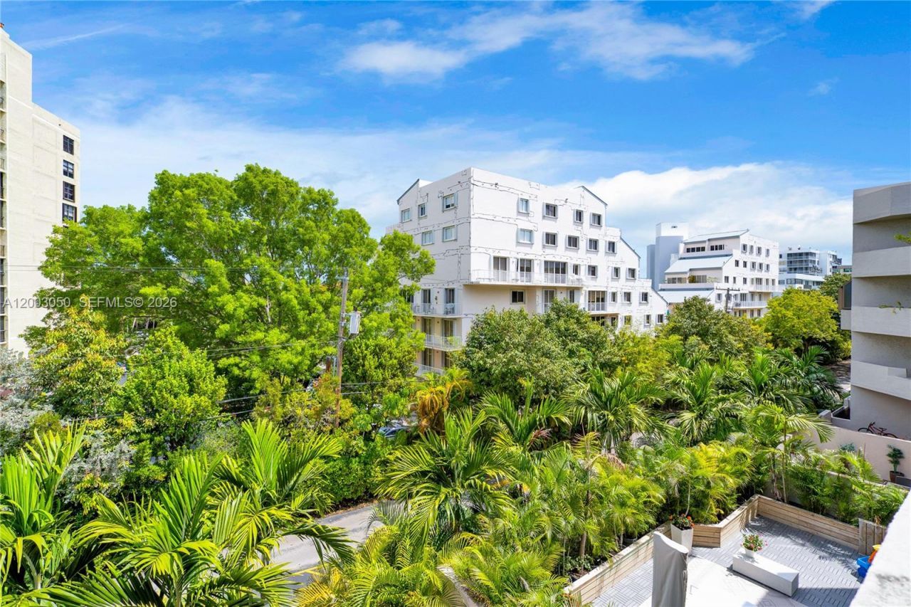 101 Crandon Blvd , Unit 367, Key Biscayne, FL 33149 Photo