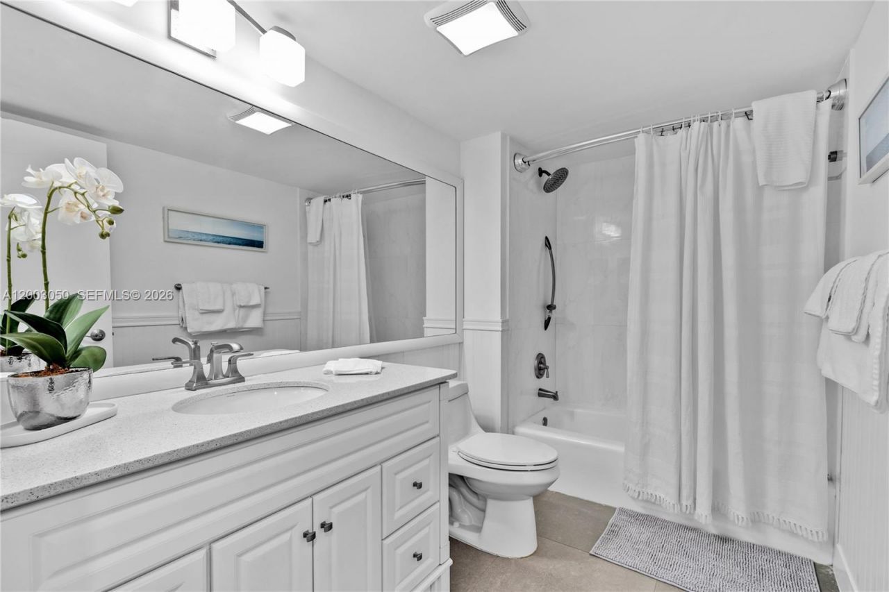 101 Crandon Blvd , Unit 367, Key Biscayne, FL 33149 Photo