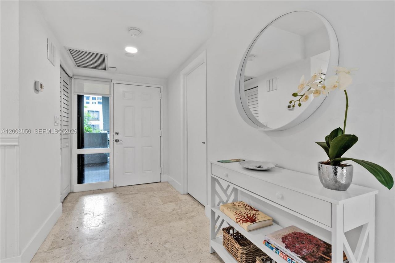 101 Crandon Blvd , Unit 367, Key Biscayne, FL 33149 Photo