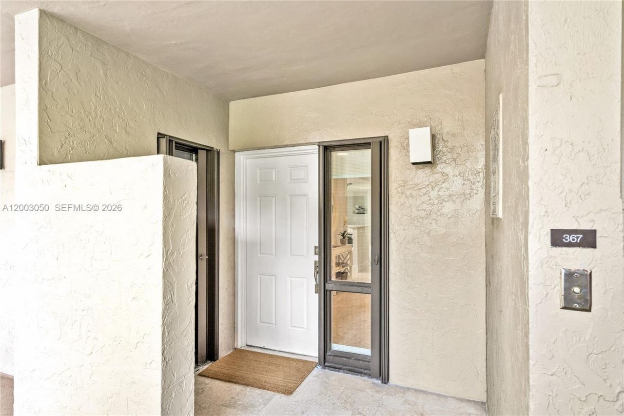 101 Crandon Blvd , Unit 367, Key Biscayne, FL 33149 Photo