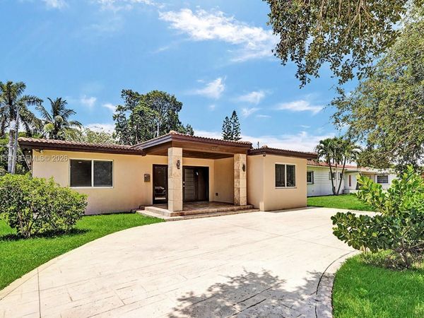 1318 Washington St , Hollywood, FL 33019