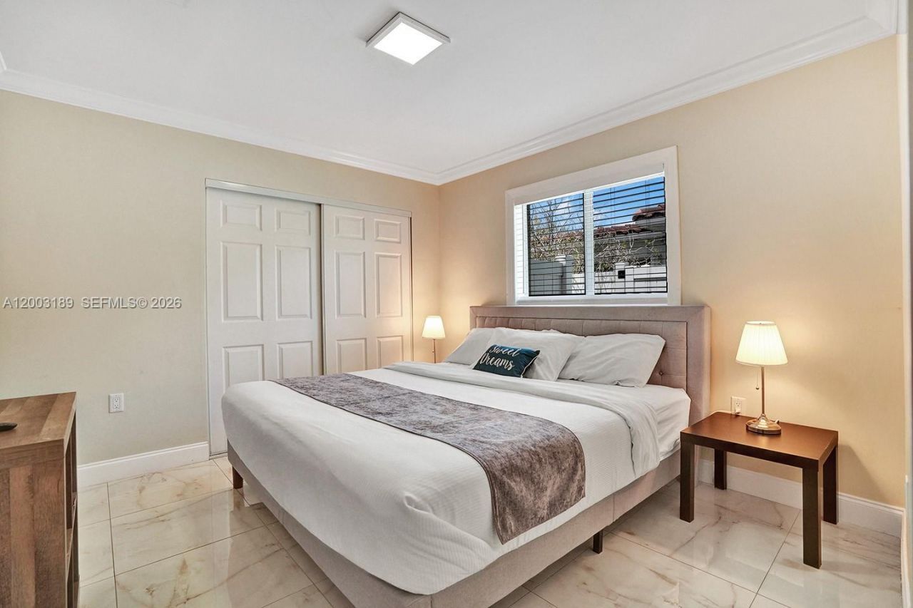 1318 Washington St , Hollywood, FL 33019 Photo