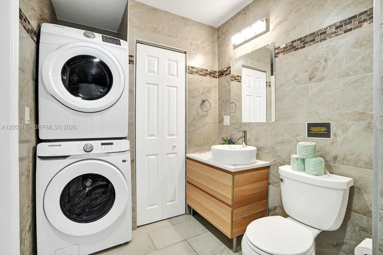 1318 Washington St , Hollywood, FL 33019 Photo