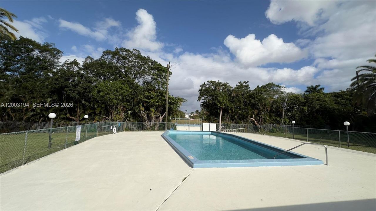 1701 NE 191st St , Unit A110, Miami, FL 33179 Photo