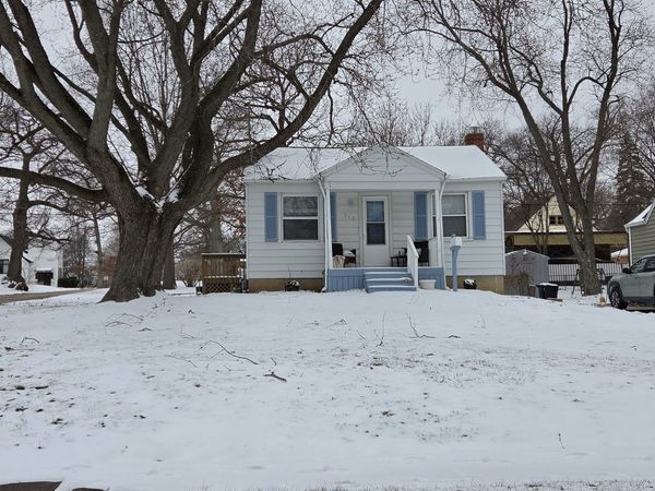 542 Whitney Avenue , Winthrop Harbor, IL 60096