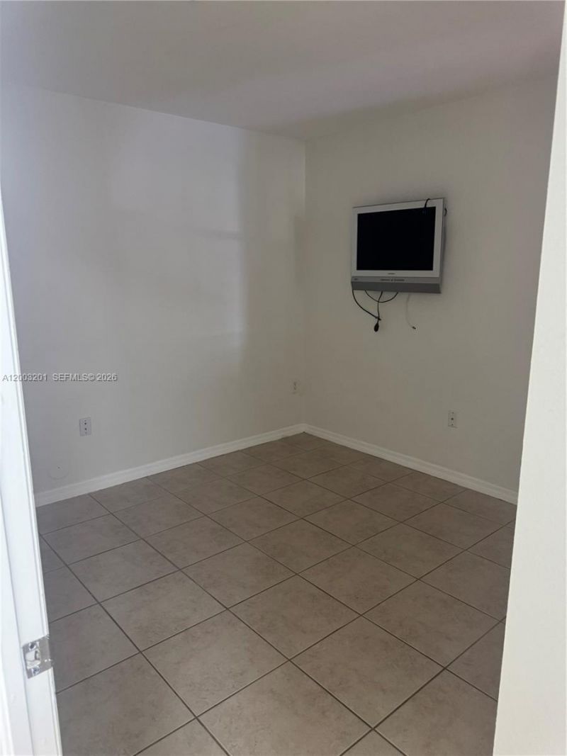 8826 W Flagler St, Unit 102, Miami, FL 33174 Photo
