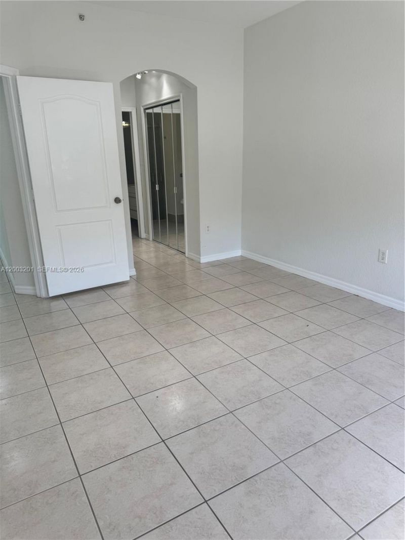 8826 W Flagler St, Unit 102, Miami, FL 33174 Photo