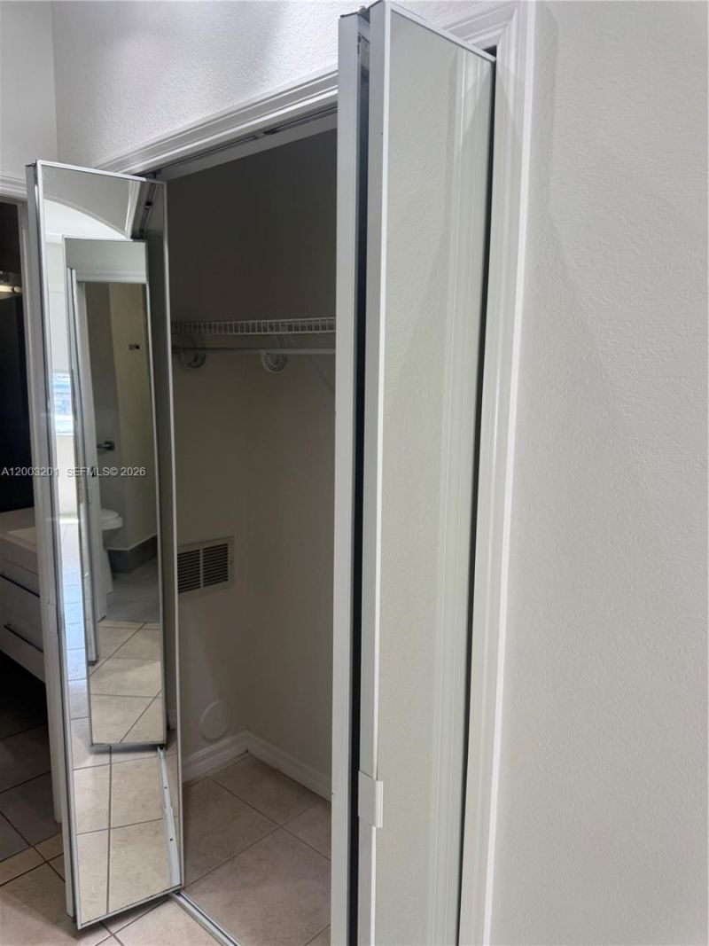 8826 W Flagler St, Unit 102, Miami, FL 33174 Photo