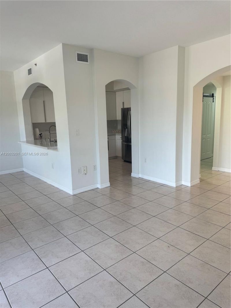 8826 W Flagler St, Unit 102, Miami, FL 33174 Photo