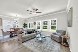 137 Cascade Dr.  photo 4