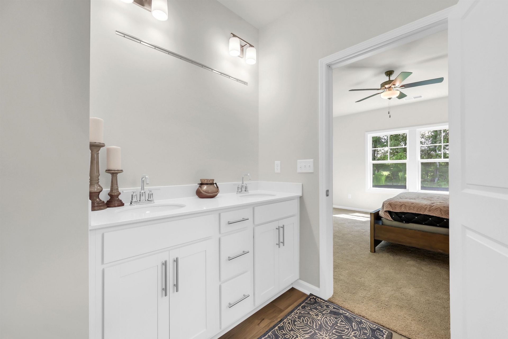 137 Cascade Dr.  Photo 9