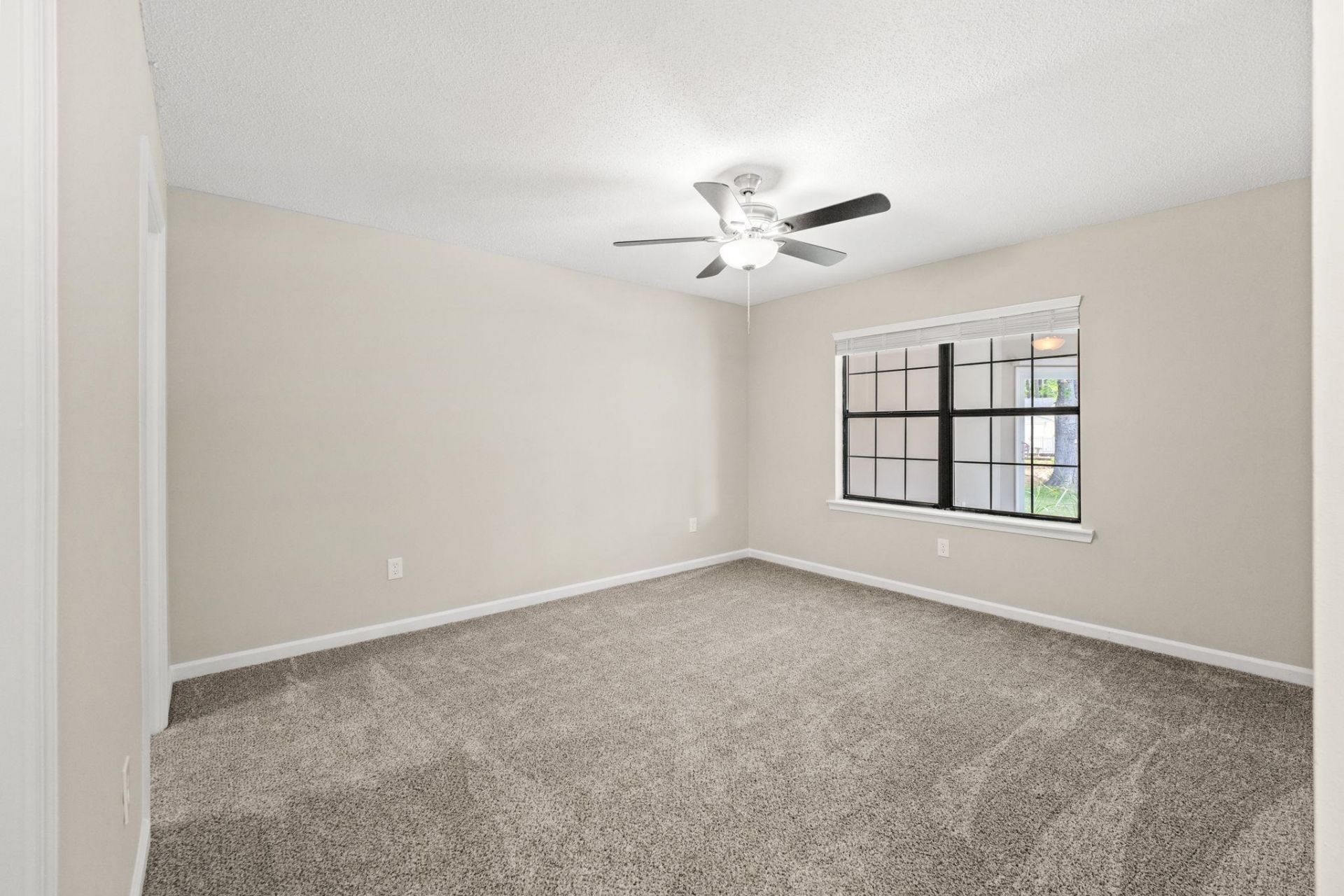 6610 Royal Pine Dr.  Photo 10