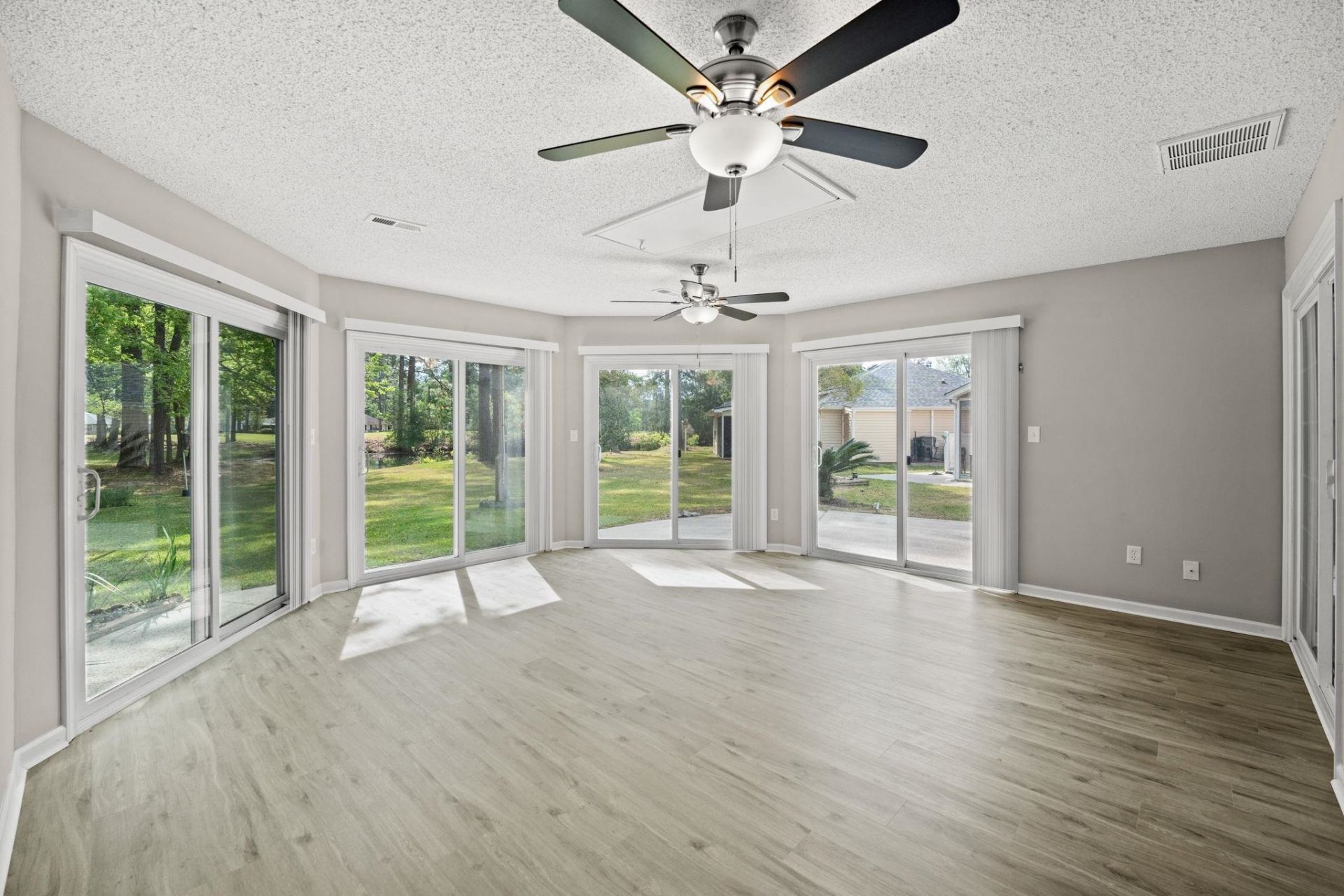 6610 Royal Pine Dr.  Photo 15