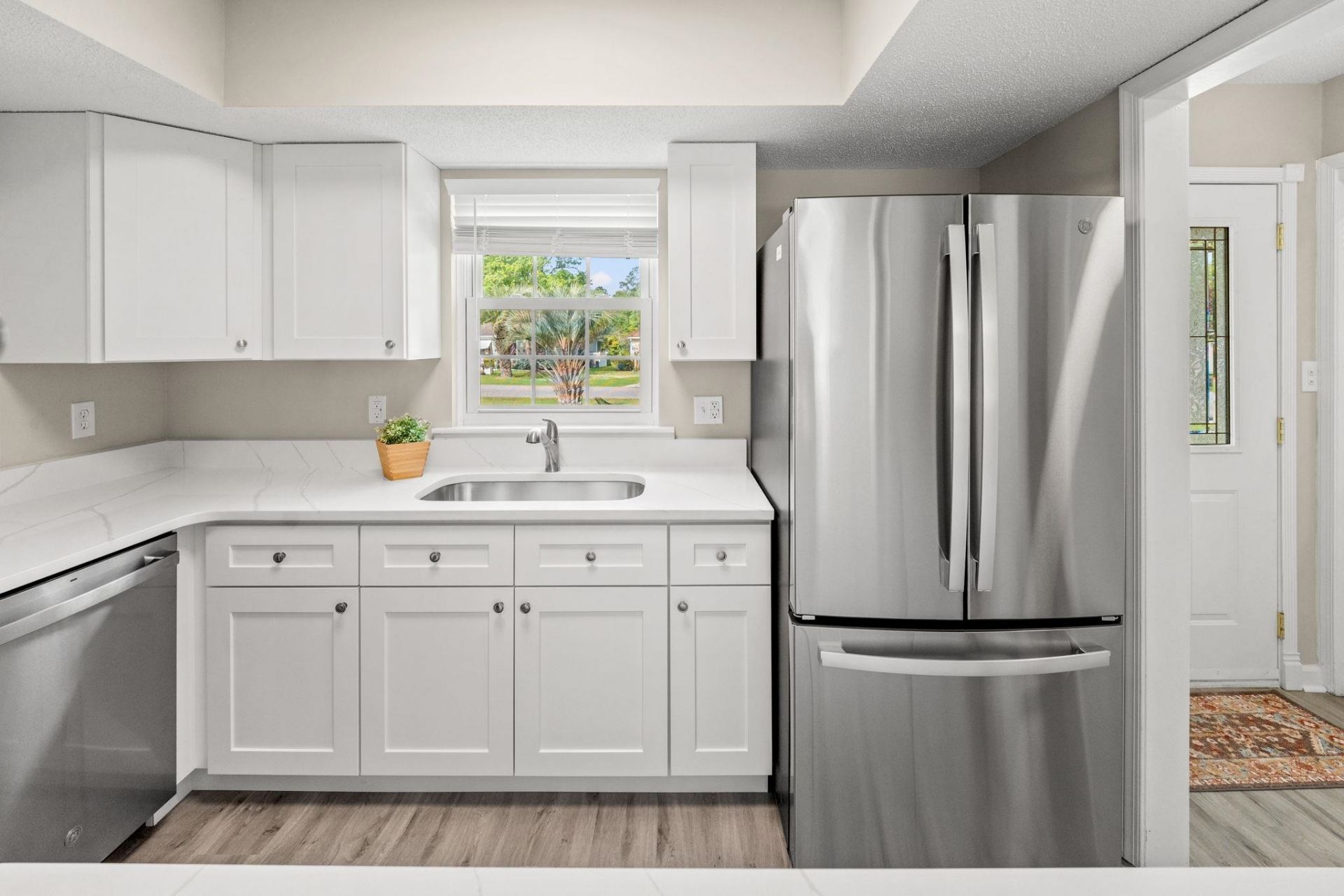 6610 Royal Pine Dr.  Photo 6