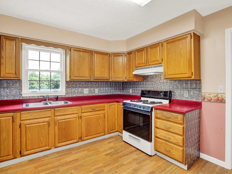 1568 Algonquin Drive, Maysville, KY 41056 Photo 10