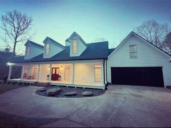 128 Golden Hills Drive, Woodstock, GA 30189