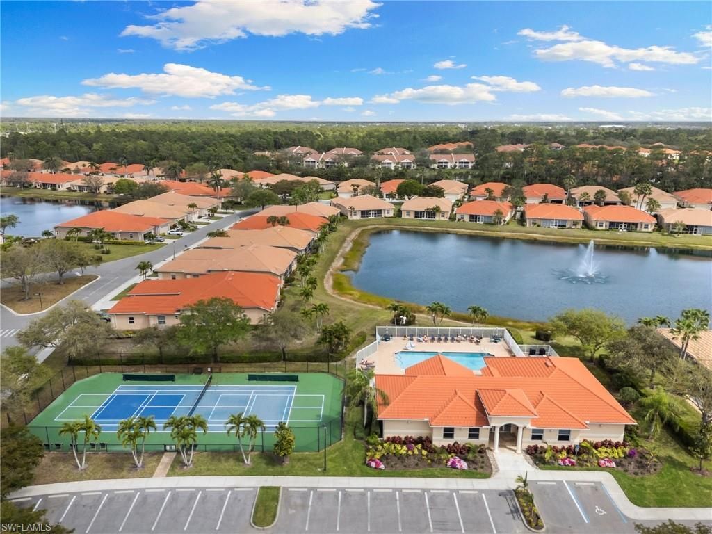 8140 Chancel Ct, Unit 2, Naples, FL 34104 Photo