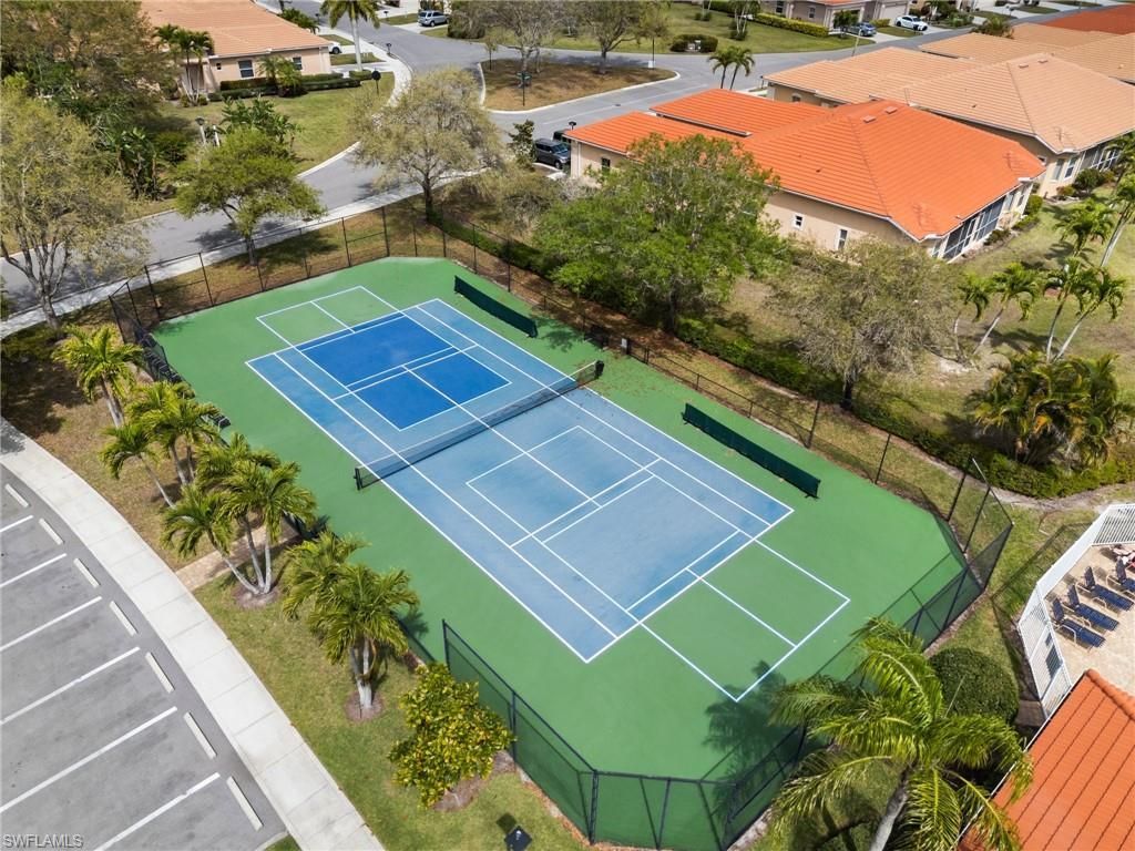 8140 Chancel Ct, Unit 2, Naples, FL 34104 Photo