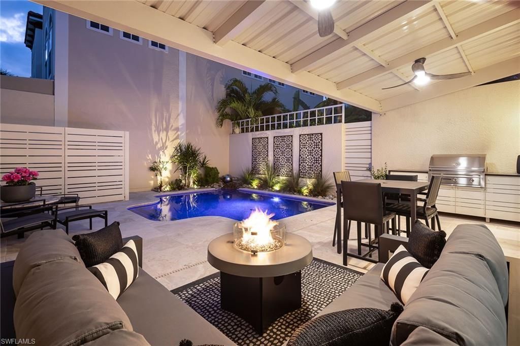 1070 5th St S, Unit 4, Naples, FL 34102 Photo