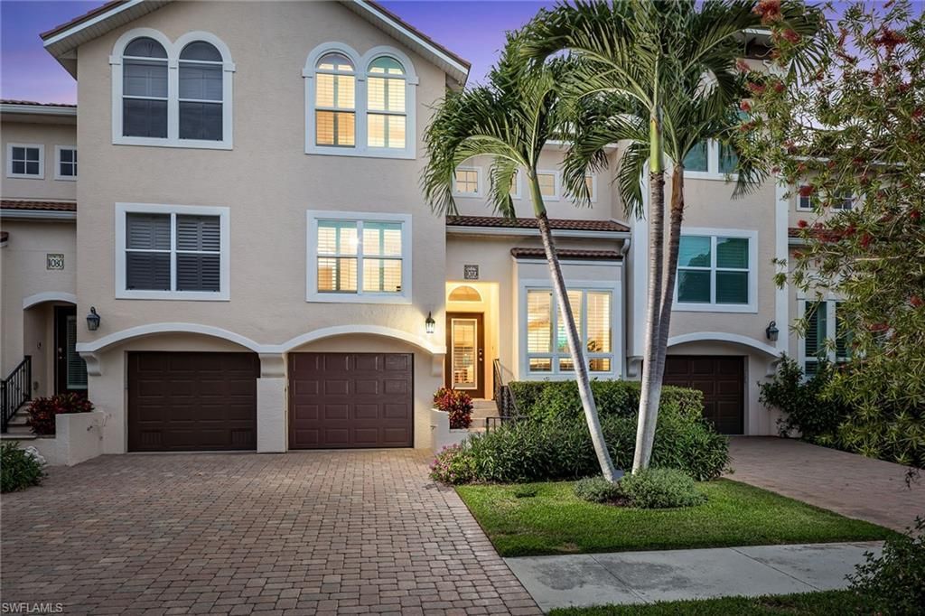 1070 5th St S, Unit 4, Naples, FL 34102 Photo