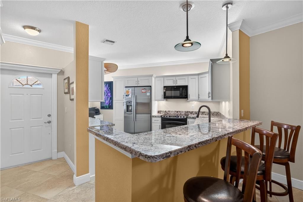 8420 Excalibur Cir, Unit R7, Naples, FL 34108 Photo