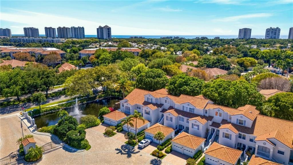 8420 Excalibur Cir, Unit R7, Naples, FL 34108 Photo