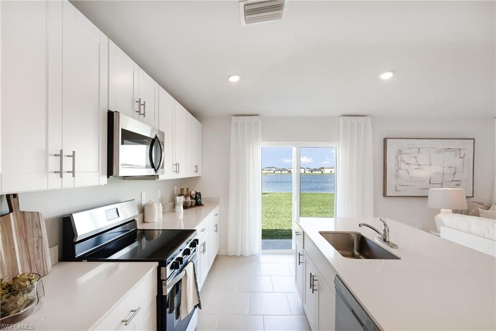 3717 40th St Sw, Lehigh Acres, FL 33976 Photo