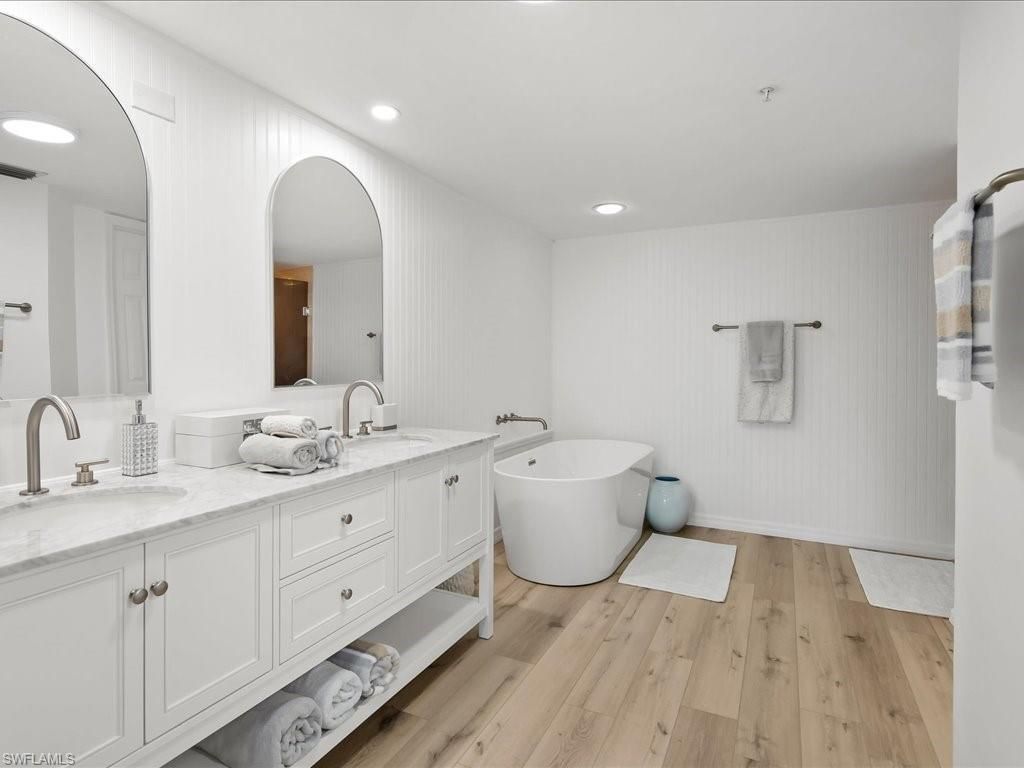 26910 Wedgewood Dr , Unit 403, Bonita Springs, FL 34134 Photo