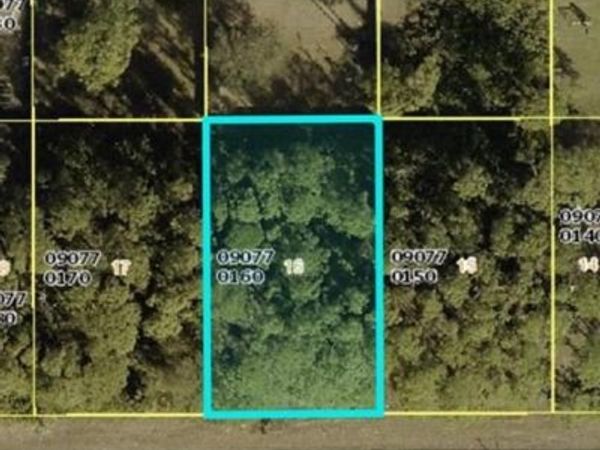 3211 2nd ST SW, LEHIGH ACRES, FL 33976