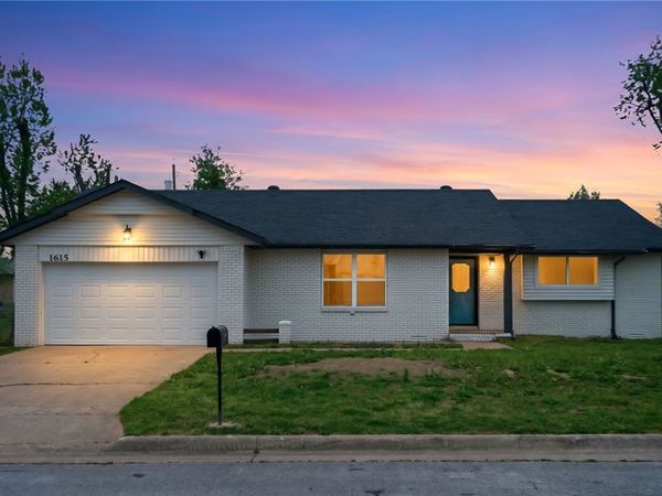 1615 W Sherryden Drive , Rogers, AR 72758