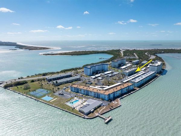 8 GLENCOE PLACE , Unit 105, DUNEDIN, FL 34698