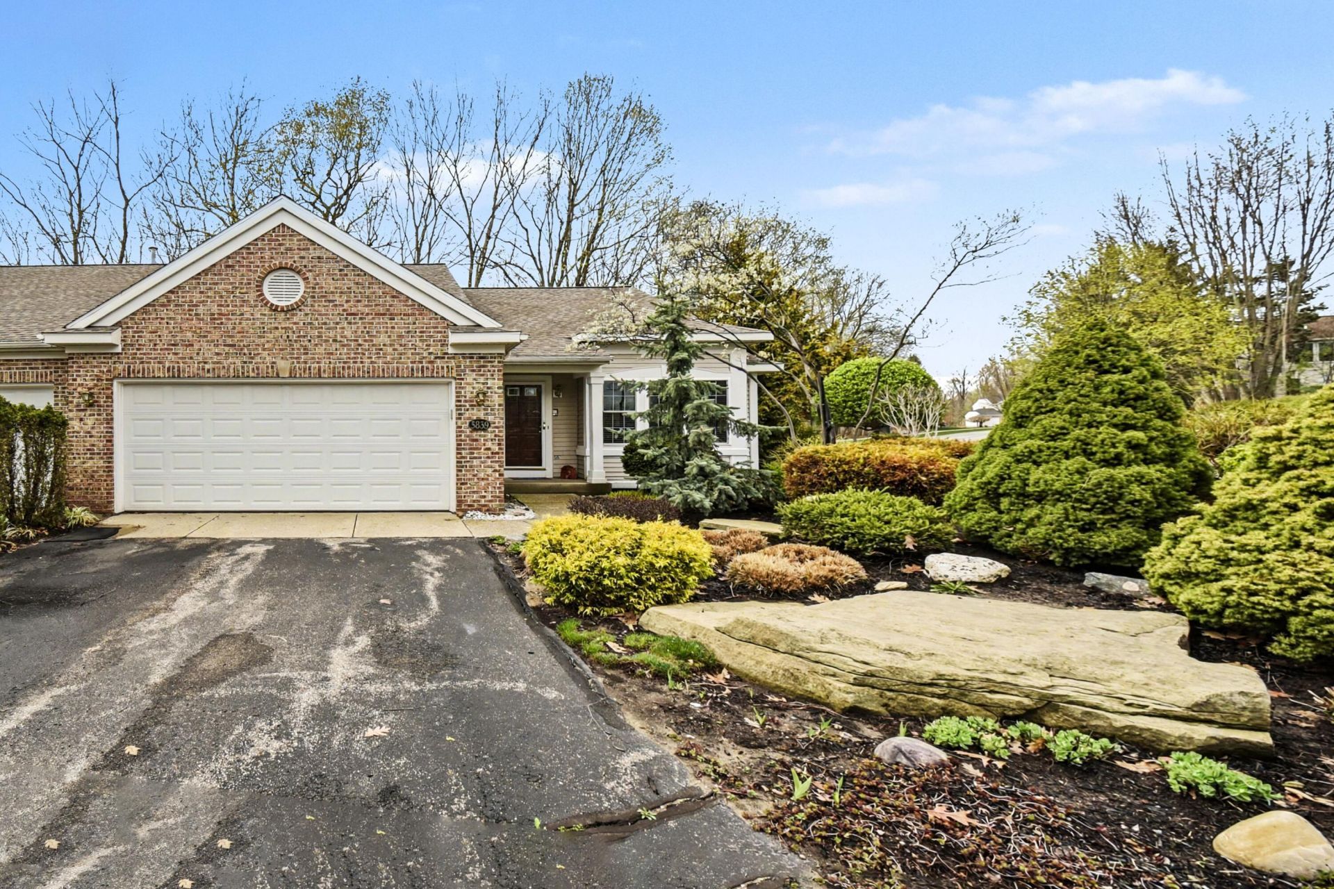 5839 Lyn Haven Drive Se, Kentwood, MI 49512 Main Photo