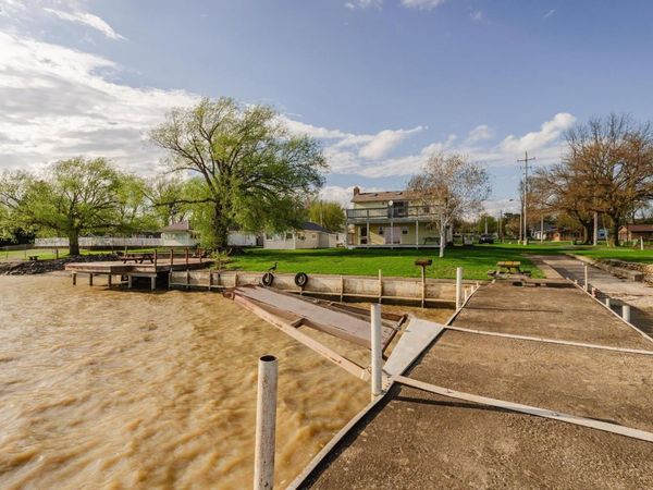 2170 S Sugar Bush Drive, Marblehead, OH 43440