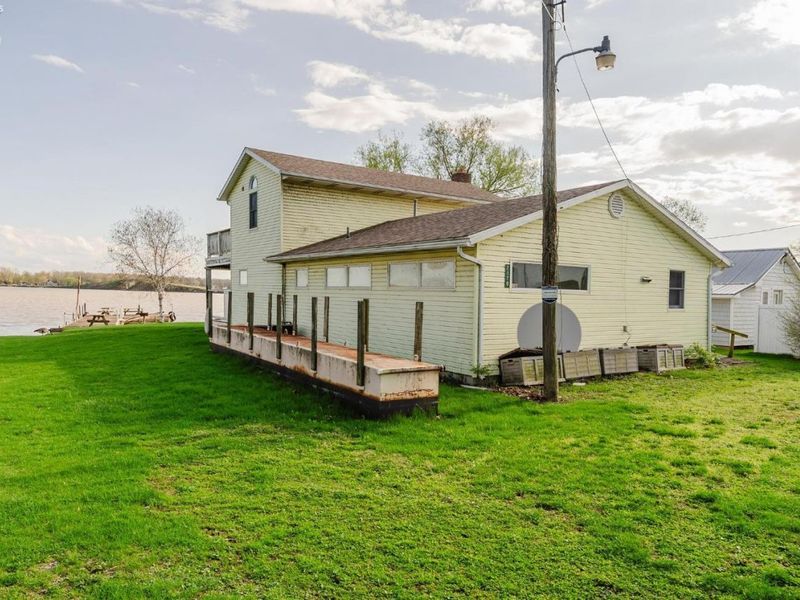 2170 S Sugar Bush Drive, Marblehead, OH 43440 Photo 2