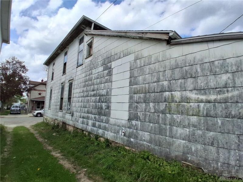 1126 Oak Street, Springfield, OH 45505 Photo 6