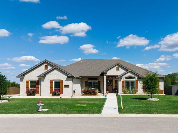 4043 Turning Leaf DR, Nolanville, TX 76559