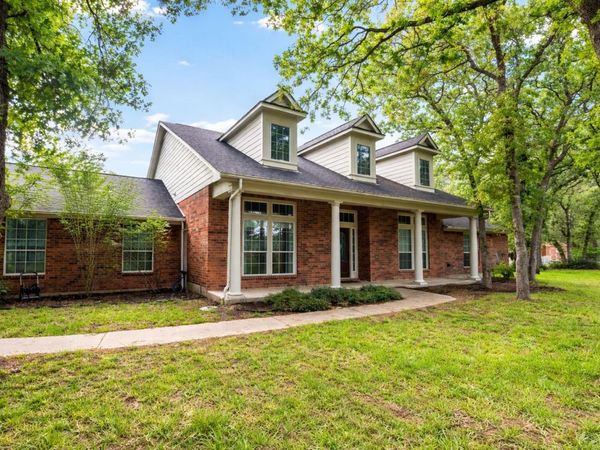 120 Juniper TRL , Elgin, TX 78621