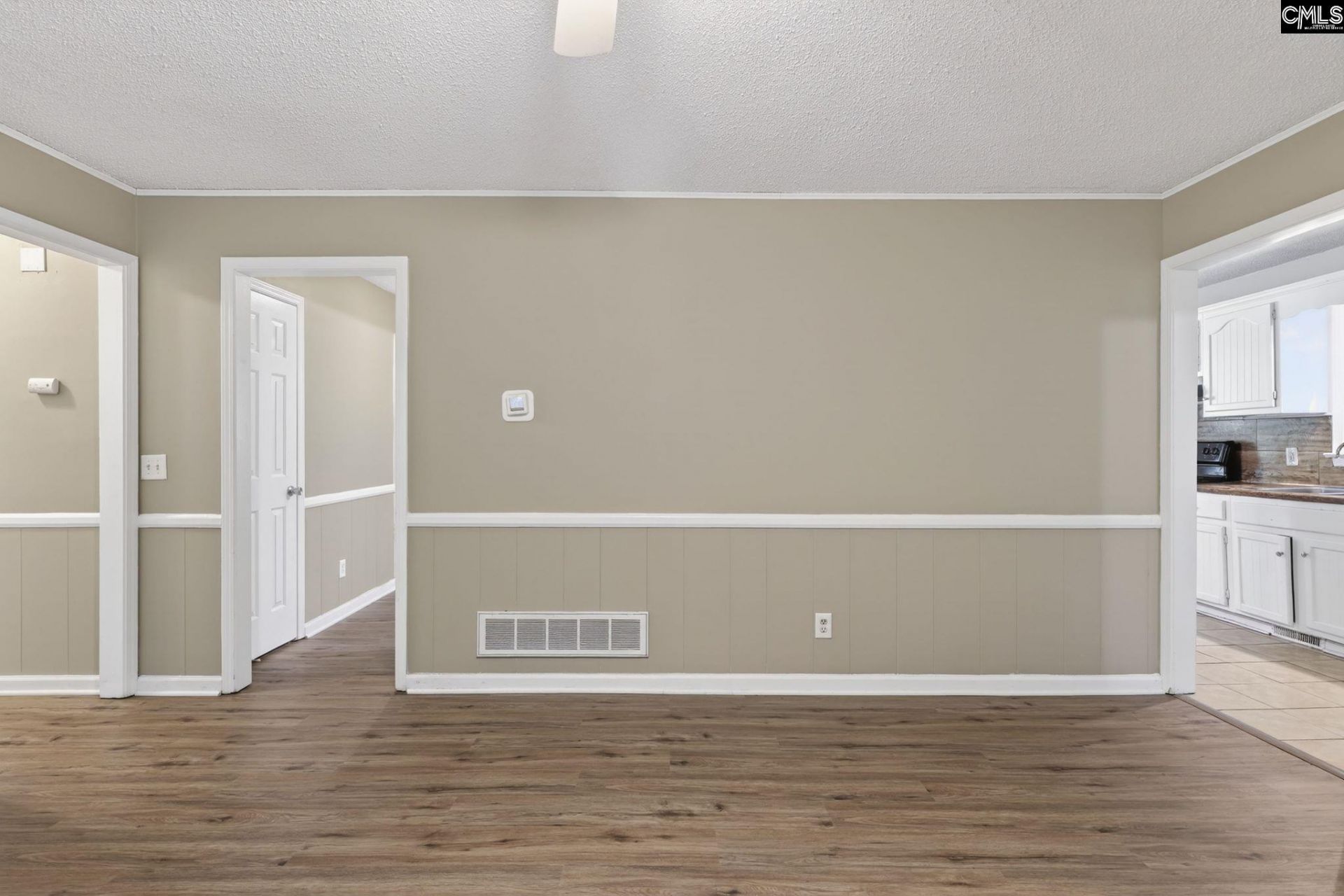 452 Harleston Road  Photo 12