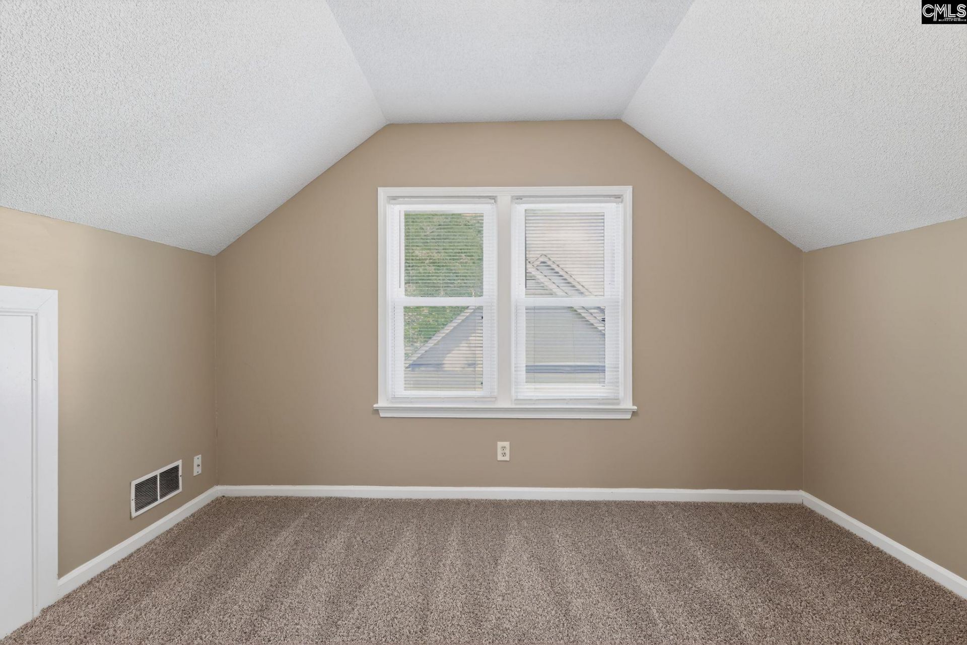 452 Harleston Road  Photo 31