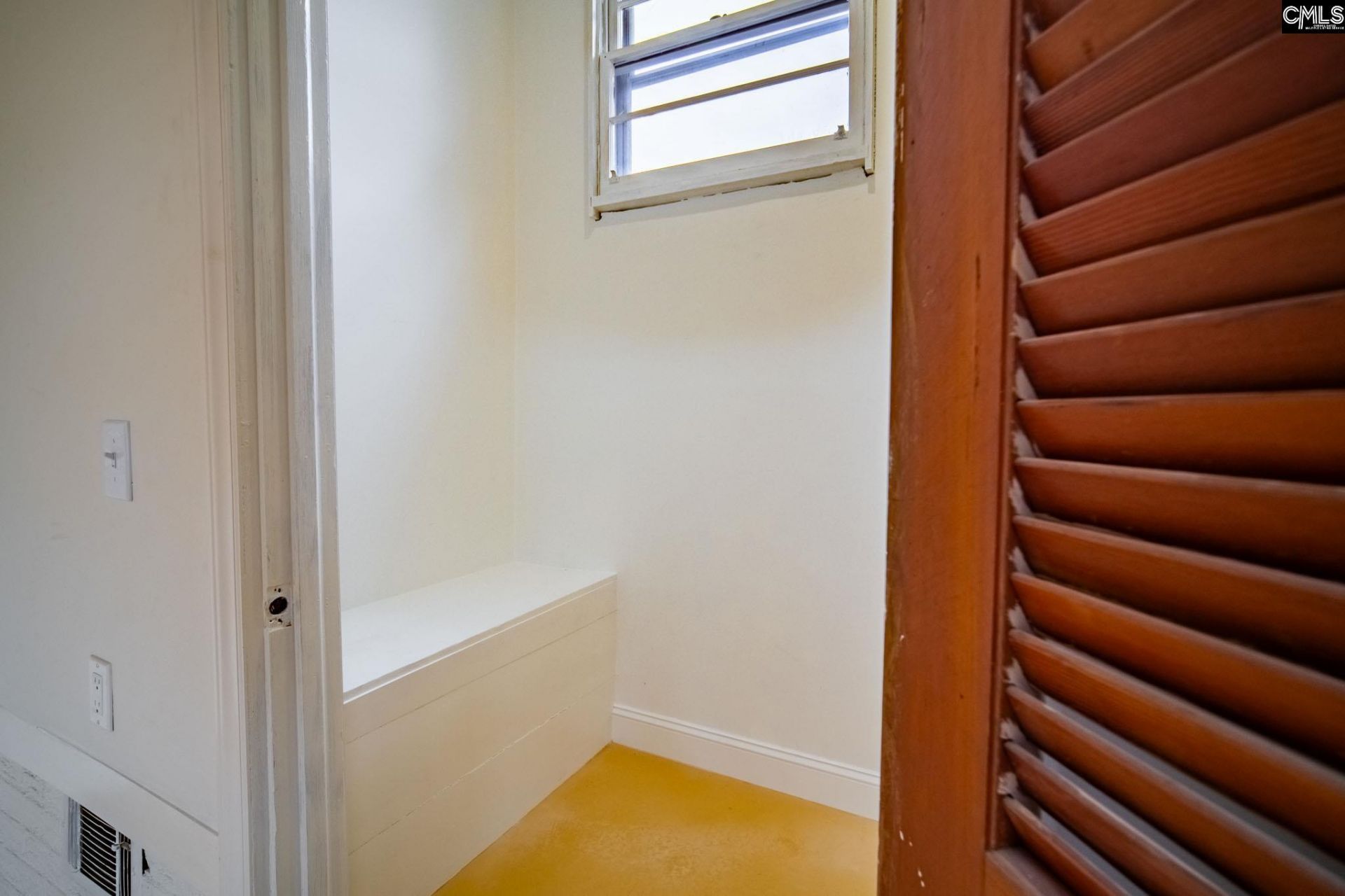 979 Airport Boulevard  Photo 23